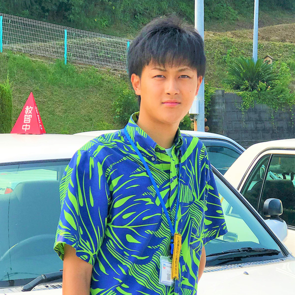 マキオドライビングスクール