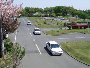 東園自動車教習所コース